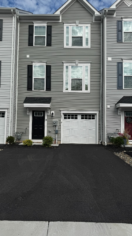 property at 23 Hunters Dr