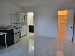 1300 NW 4th Ave in Fort Lauderdale, FL - Building Photo - Building Photo