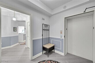 2743 First St, Unit 2303 in Ft. Myers, FL - Foto de edificio - Building Photo