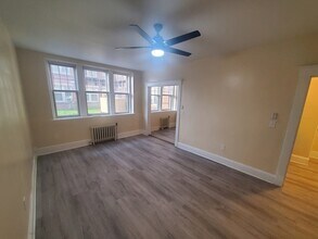 415 County St, Unit 116 in New Bedford, MA - Building Photo - Building Photo