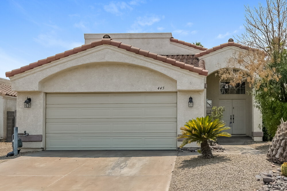 445 Opal Dr in Henderson, NV - Building Photo