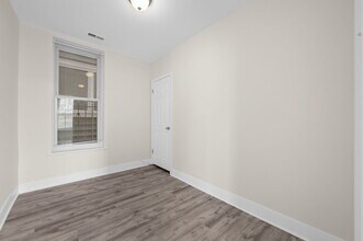 2756 W Monroe St in Chicago, IL - Building Photo - Building Photo