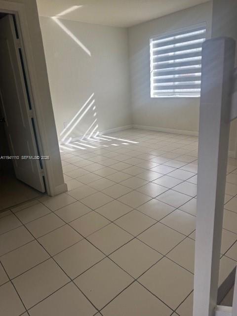 7325 NW 174th Terrace in Miami Gardens, FL - Building Photo - Building Photo