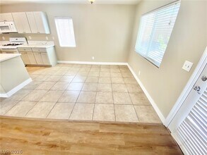 249 Soggy Ruff Way in Las Vegas, NV - Building Photo - Building Photo