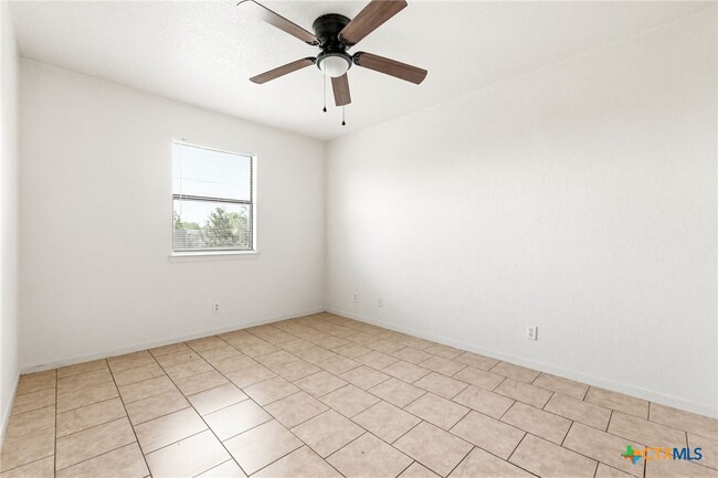 1103 Circle M Dr