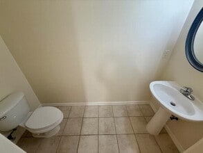 223 Johnson Ct in Crestview, FL - Building Photo - Building Photo