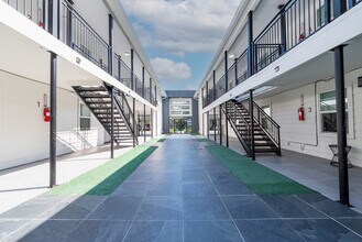 912 Church St in Galveston, TX - Building Photo - Building Photo