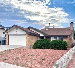 761 Dorsey Dr in El Paso, TX - Building Photo - Building Photo