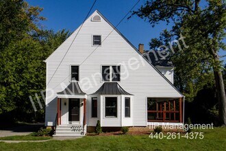 29396 Detroit Rd in Westlake, OH - Building Photo - Building Photo