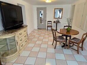 925 E 30th St in Tucson, AZ - Foto de edificio - Building Photo