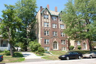 118 W 2nd Ave Apartments