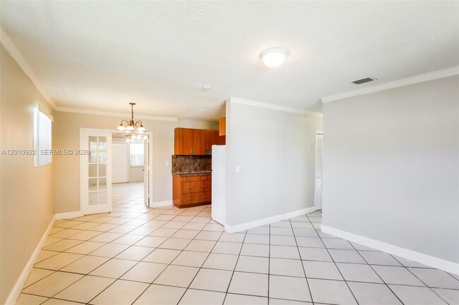 11460 SW 199th St in Miami, FL - Building Photo - Building Photo