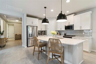 8641 Rain Song Rd in Sarasota, FL - Building Photo - Building Photo