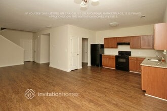 702 Rock Hill Pkwy in Lithia Springs, GA - Foto de edificio - Building Photo