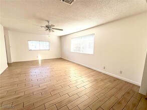 428 S Beaumont St in Las Vegas, NV - Building Photo - Building Photo