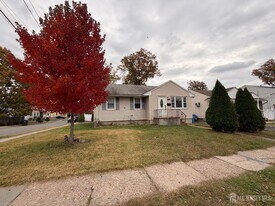 188 Auth Ave in Woodbridge Township, NJ - Building Photo