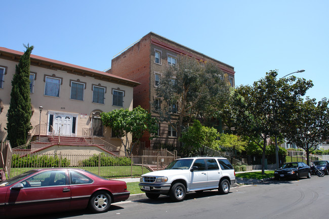 Berendo Apartments