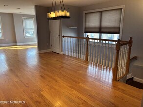 112 N Broadway in South Amboy, NJ - Building Photo - Building Photo