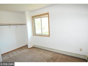 Cloudhaven Apartments in St. Cloud, MN - Foto de edificio - Building Photo