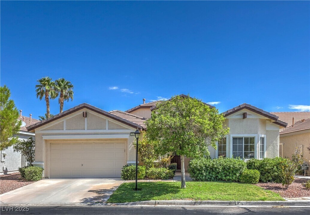10504 Narra Pl in Las Vegas, NV - Building Photo