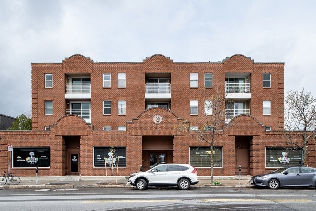 435 Washington St in Somerville, MA - Building Photo