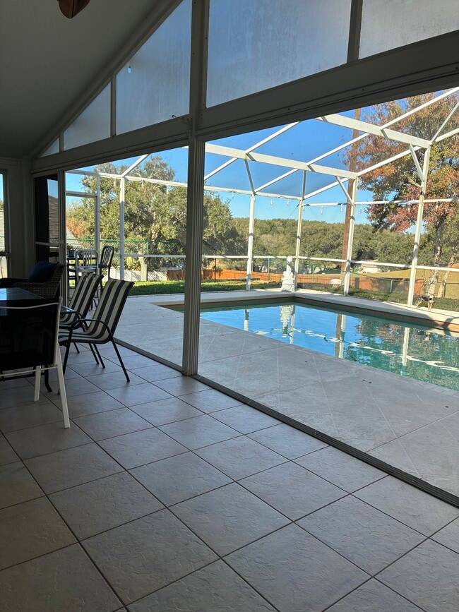 property at 867 Park Valley Cir