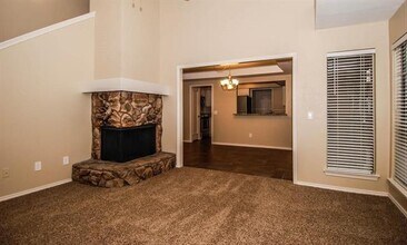 17113 Knots Landing in Addison, TX - Building Photo - Building Photo