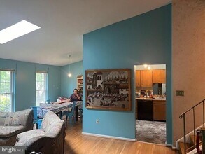5911 Wood Sorrels Ct in Burke, VA - Building Photo - Building Photo