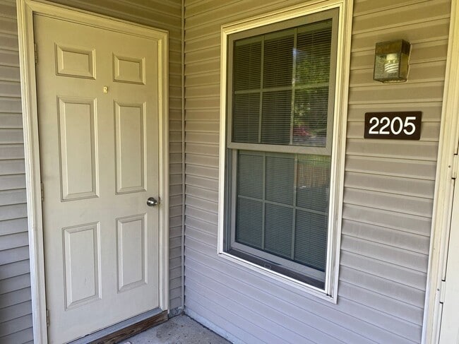 property at 2205 Brookhaven Dr