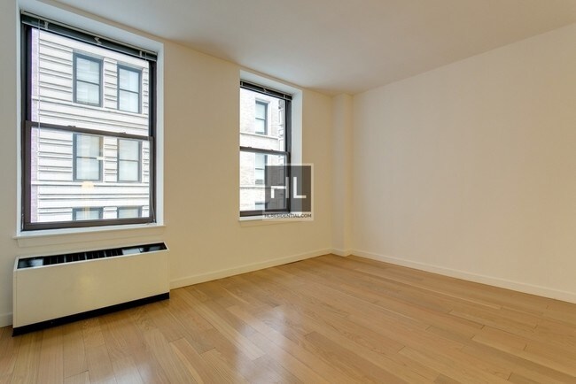 37 Wall St-Unit -7M in New York, NY - Building Photo - Building Photo