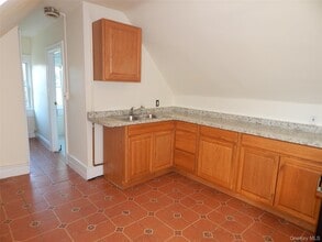 5 John St in Tarrytown, NY - Foto de edificio - Building Photo