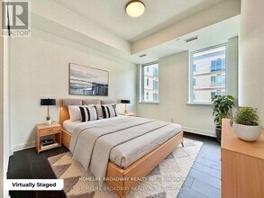 101 Cathedral High St in Markham, ON - Building Photo - Building Photo