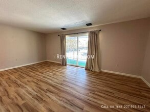 50 Longrale Park in Bangor, ME - Building Photo - Building Photo