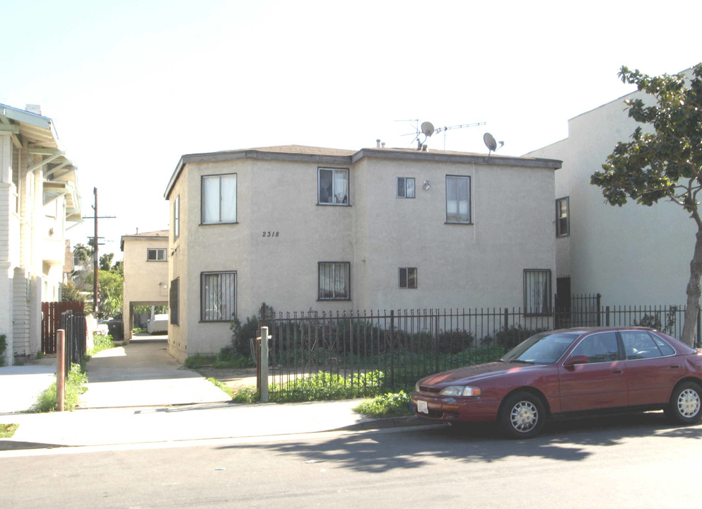 2316 S Budlong Ave in Los Angeles, CA - Building Photo