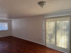 4207-4209 Casa Blanca Ln in Carmichael, CA - Building Photo - Building Photo