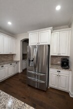 7228 Avoncliff Dr in Charlotte, NC - Building Photo - Building Photo