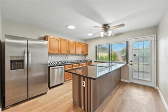 615 Button Dr in Mesquite, TX - Building Photo - Building Photo