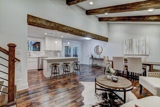 260 Moonshadow Ct in Roswell, GA - Building Photo - Building Photo