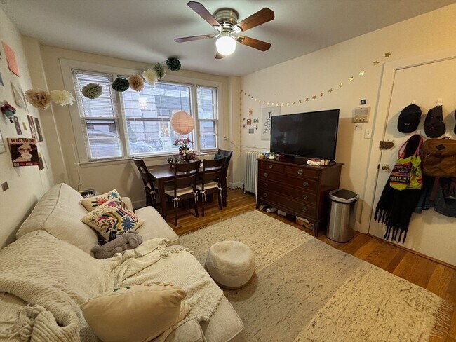 property at 34 Myrtle St