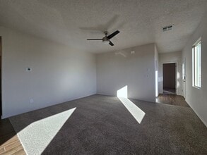 3850 Chitalpa in Santa Fe, NM - Building Photo - Building Photo