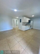 1119 NW 6th Ave in Pompano Beach, FL - Building Photo - Building Photo