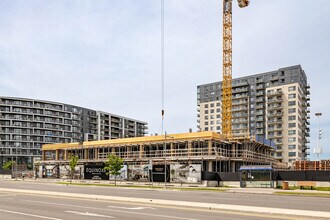 Équinoxe Daniel-Johnson in Laval, QC - Building Photo - Building Photo