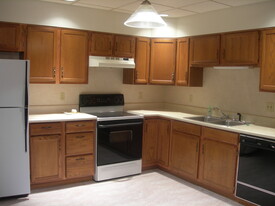 312 N Centre St, Unit #1 in Pottsville, PA - Building Photo