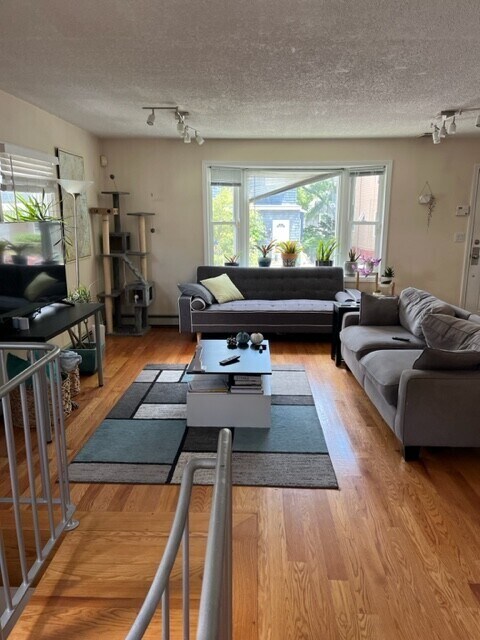 275 Boston Ave in Medford, MA - Building Photo - Building Photo