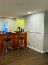 463 Stuyvesant Ave, Unit 1 in Irvington, NJ - Building Photo - Building Photo