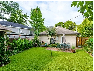 814 Cameron Ave in Dallas, TX - Building Photo