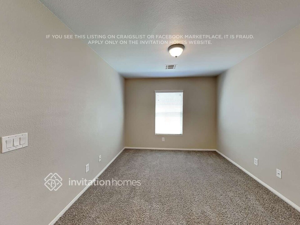 11575 W Aruba Beach Ave in Las Vegas, NV - Building Photo