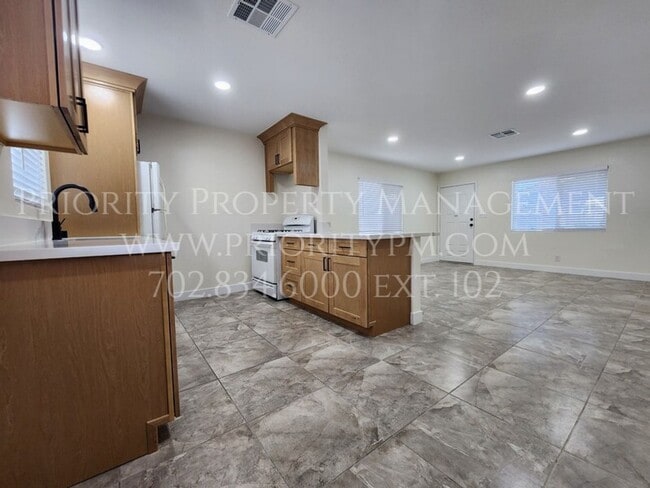 property at 7059 Kenwood St