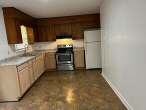 2336 Lake Ave in Fayetteville, NC - Building Photo - Building Photo