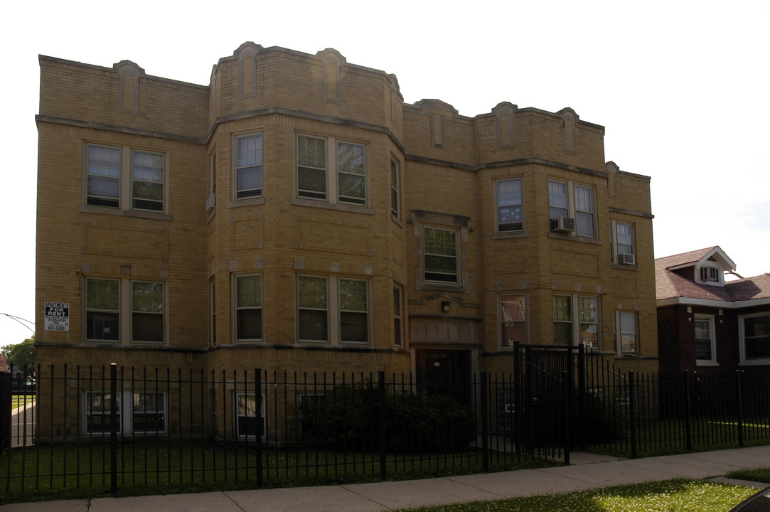 6001 S Sacramento Ave in Chicago, IL - Foto de edificio